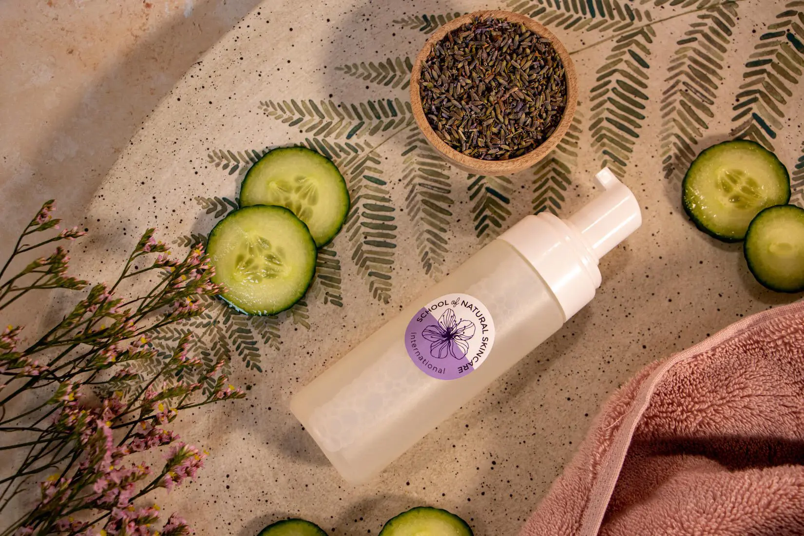 Formulating Natural Skincare Products For Dry Skin: Causes, Characteristics & Our Top Recommendations Skincare Formulation