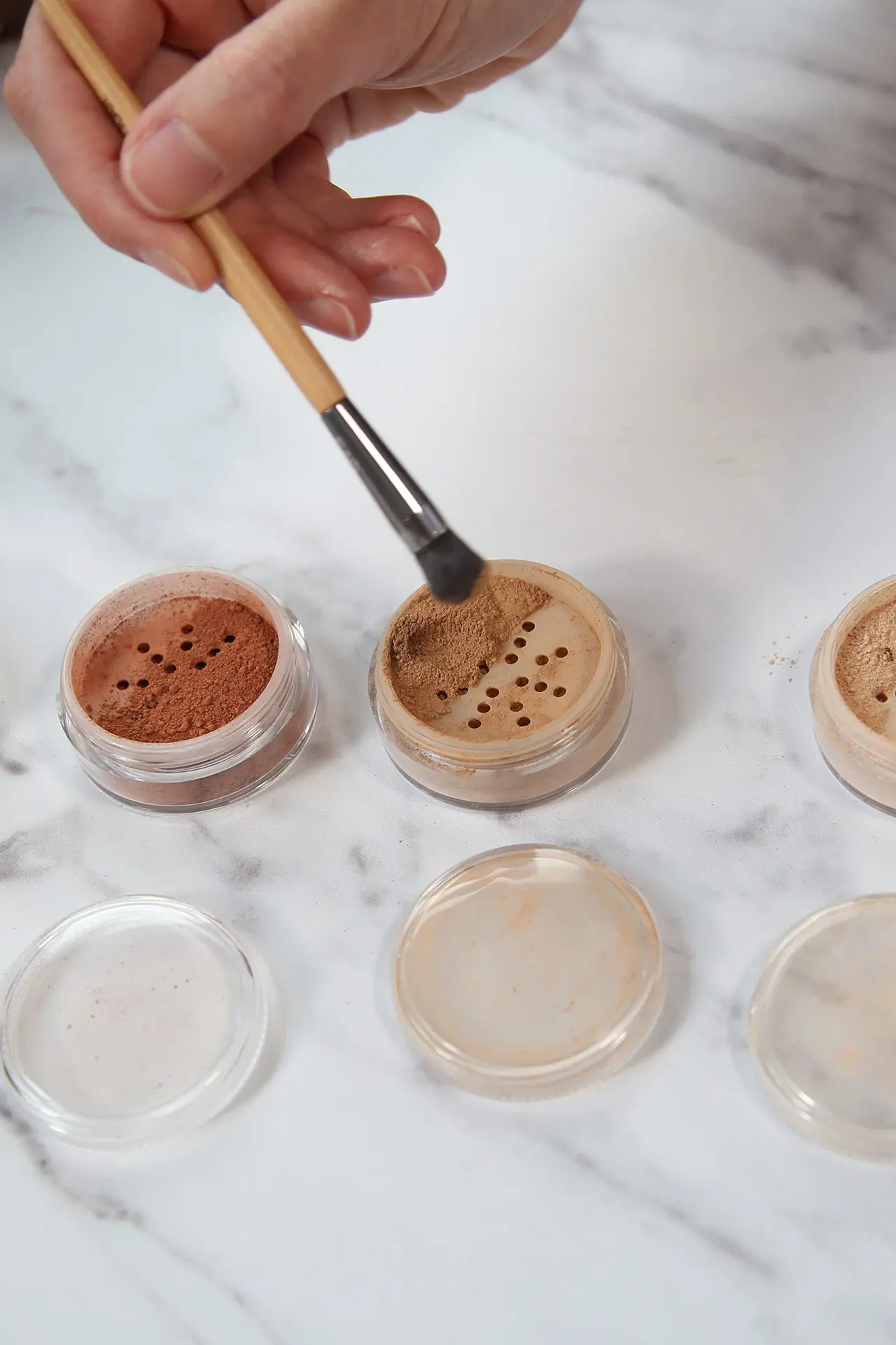 How to Make Your Own Mineral Makeup Makeup Formulation