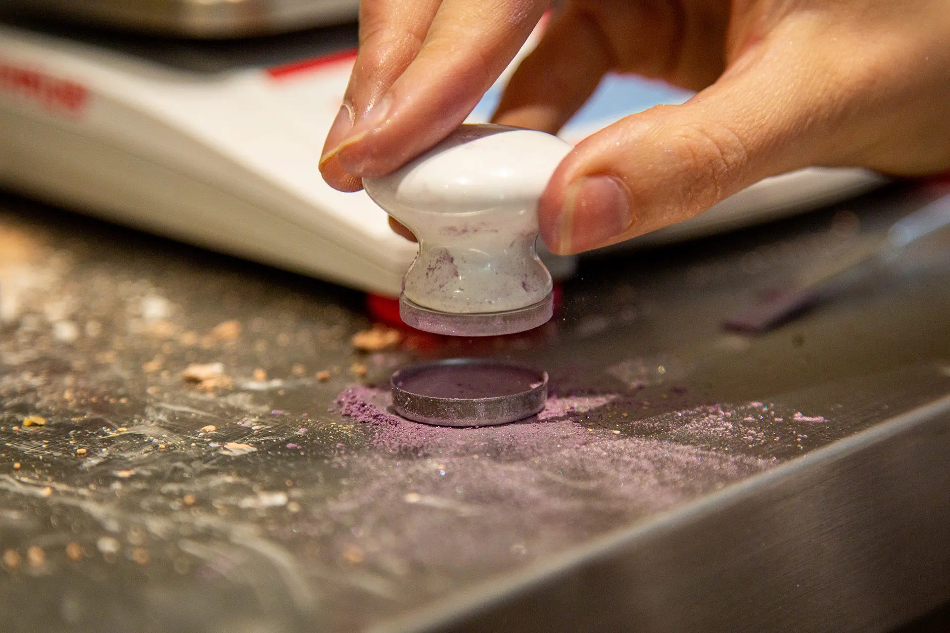 How to Make Your Own Mineral Makeup Makeup Formulation