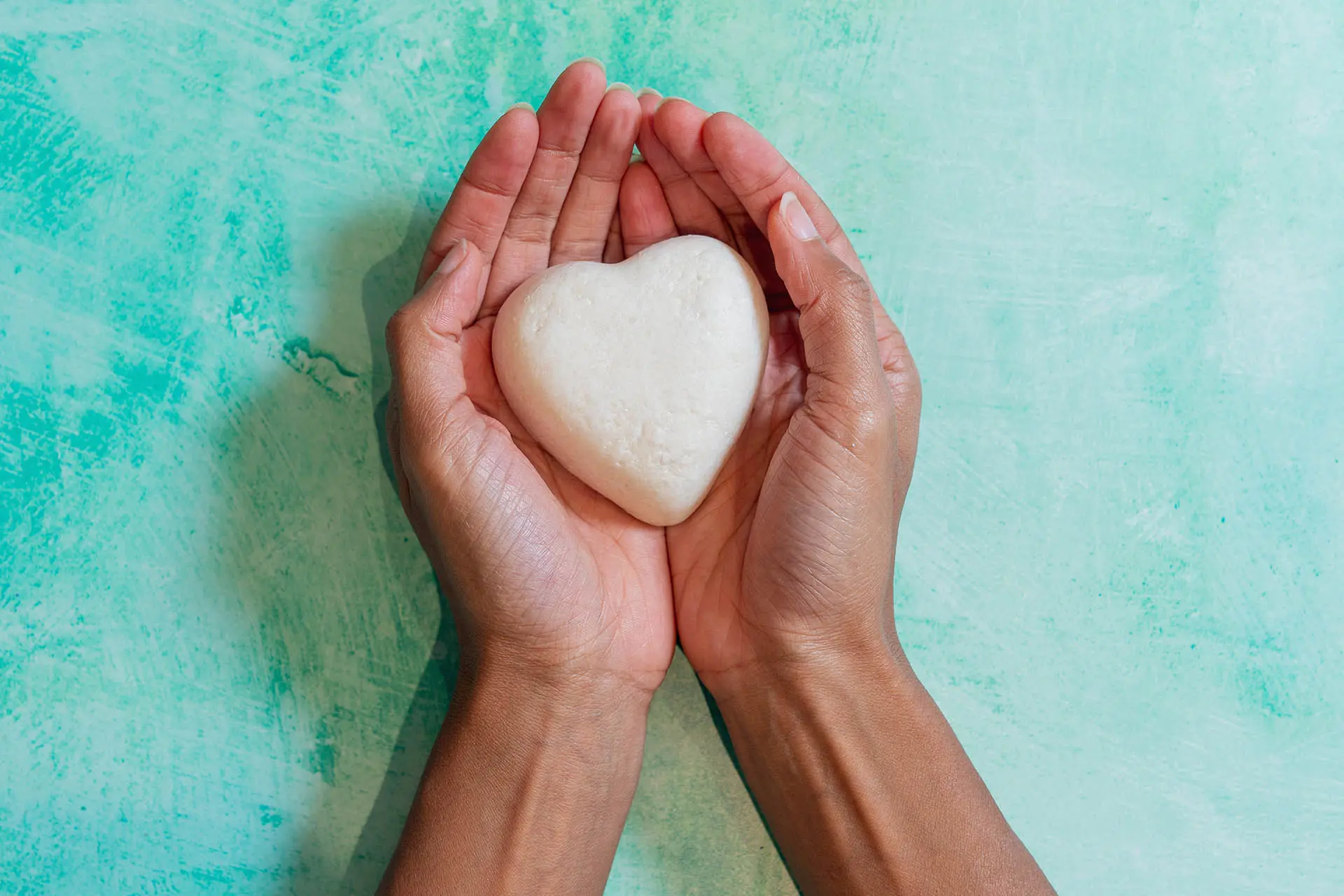 Ditch the Bottle with Solid Shampoo Bars! Haircare Formulation