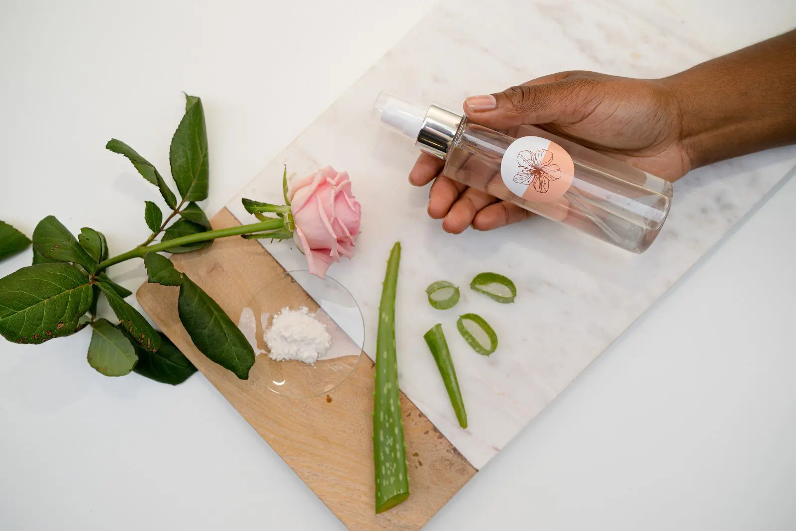 What is the Difference Between a Preservative and an Antioxidant? Natural Skincare Ingredients